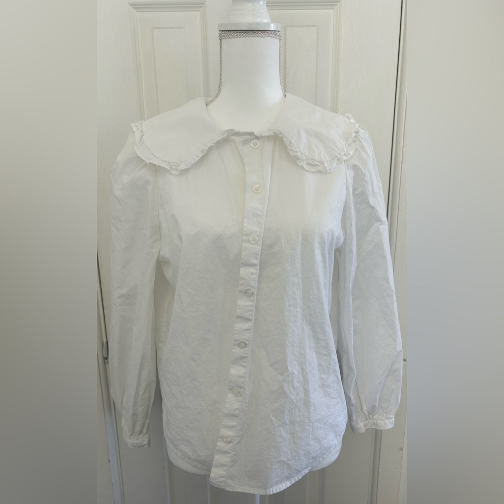 White Ruffle Collar Button-Up
